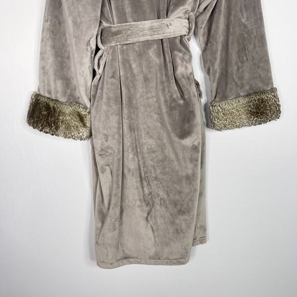 Pottery Barn Gray Caramel Small Faux Fur Robe Plush Tie Waist Hooded Cozy Lounge - Picture 7 of 10